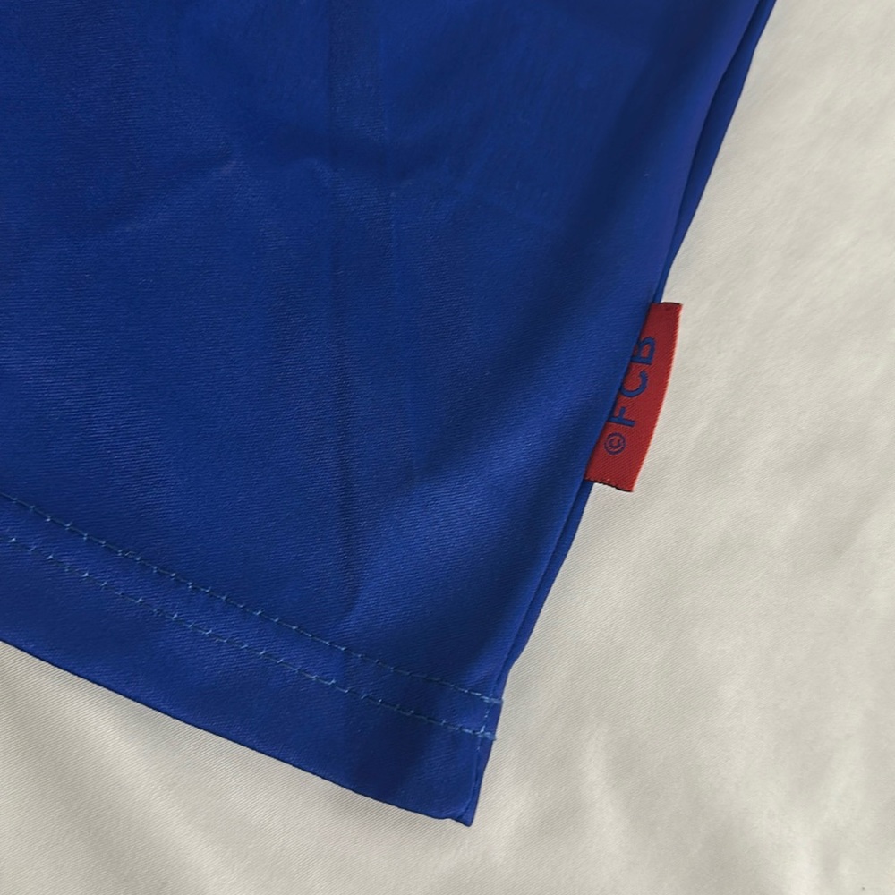 FCBarcelona Messi 10 Unicef Jersey - Picture 7 of 11